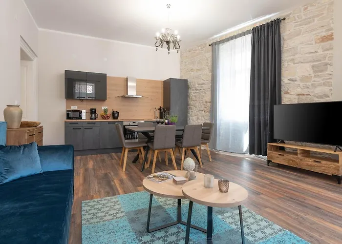 Dante Paradiso Apartment Pula