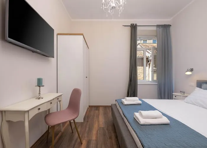 Dante Paradiso Διαμέρισμα *