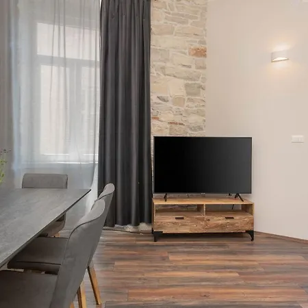 Dante Paradiso * Pola